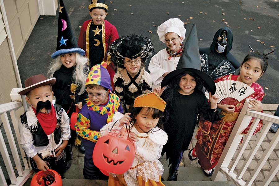 Các tập tục văn hóa của người Mỹ trong ngày lễ Halloween