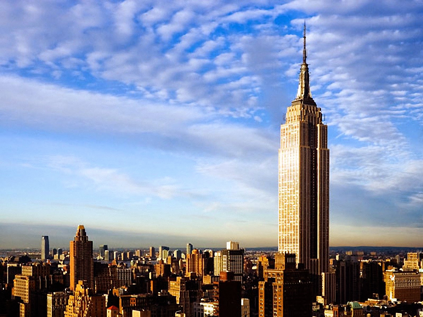 Du khách đến Mỹ nên thưởng thức vẻ đẹp của tòa nhà Empire State
