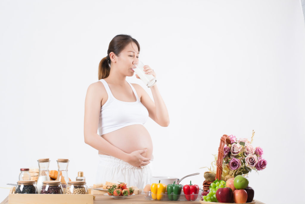 Những thức uống không nên dùng ở phụ nữ có thai