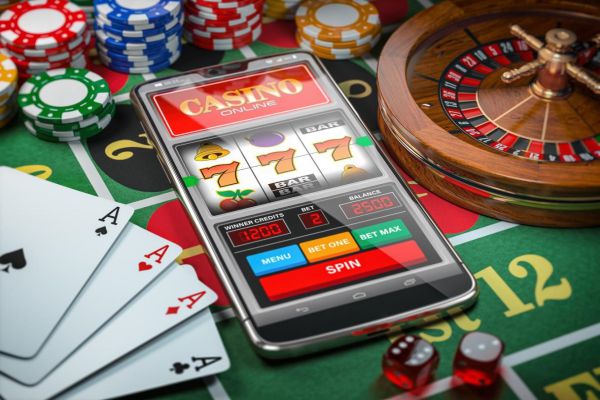 Bắt giữ nhiều nghi phạm tham gia vào đường dây cờ bạc online quy mô lớn